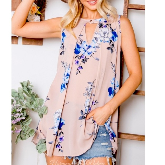 NWT Floral Keyhole Sleeveless Swing Blouse - Picture 1 of 8